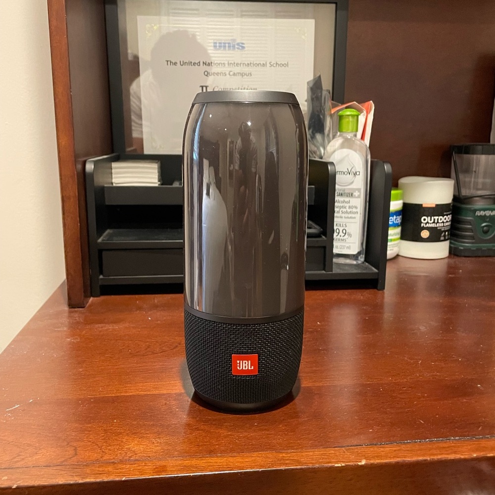 JBL Pulse 3 speaker